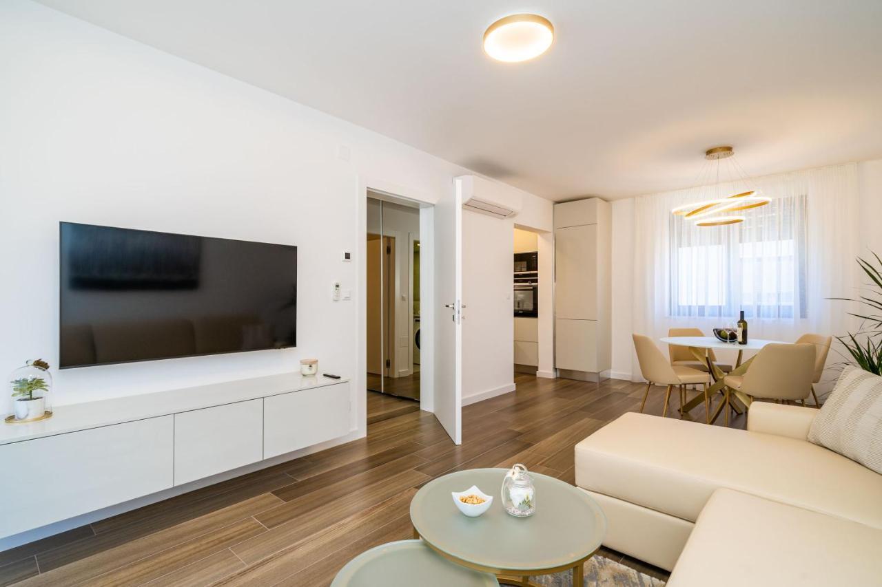 Apartments Zadro Дубровник Екстериор снимка