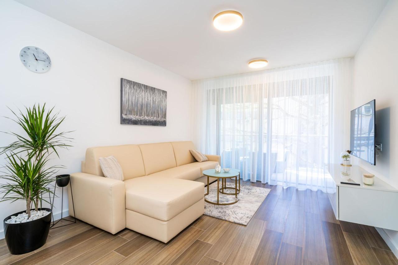 Apartments Zadro Дубровник Екстериор снимка